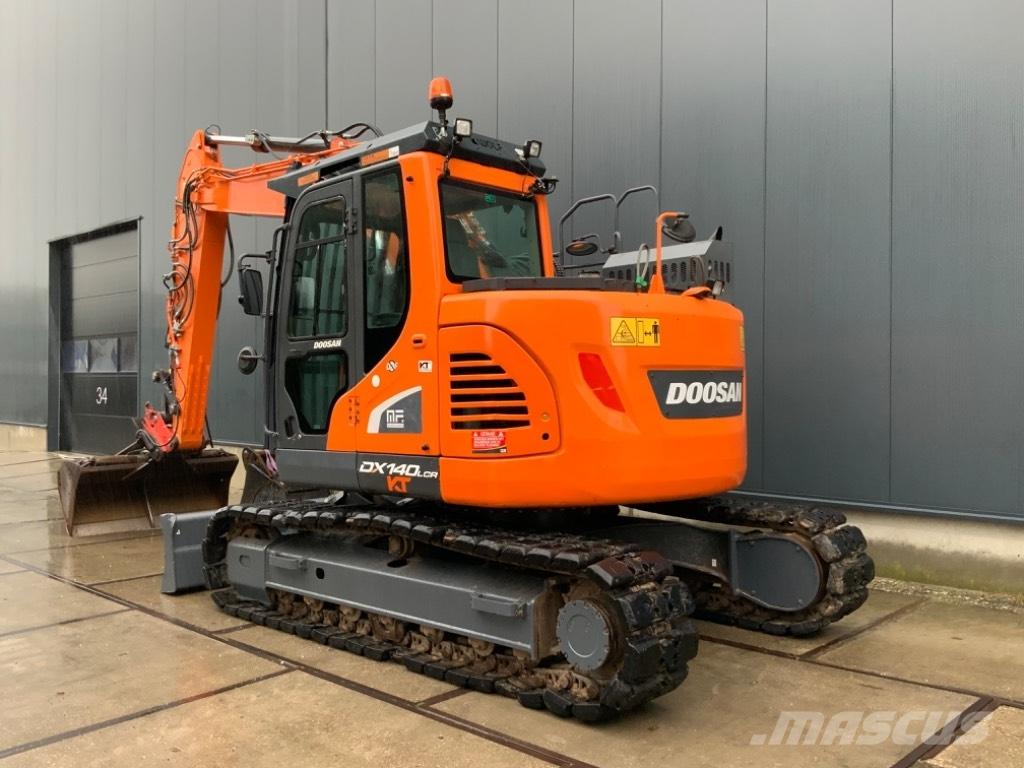 Doosan DX 140 LCR Excavatoare pe șenile
