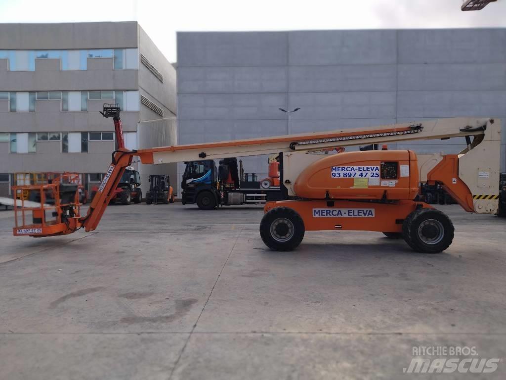 JLG 800 AJ Nacele cu brat articulat