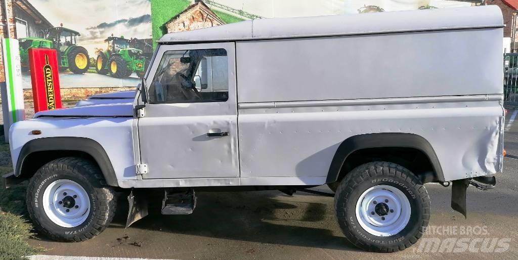 Land Rover Defender Masini
