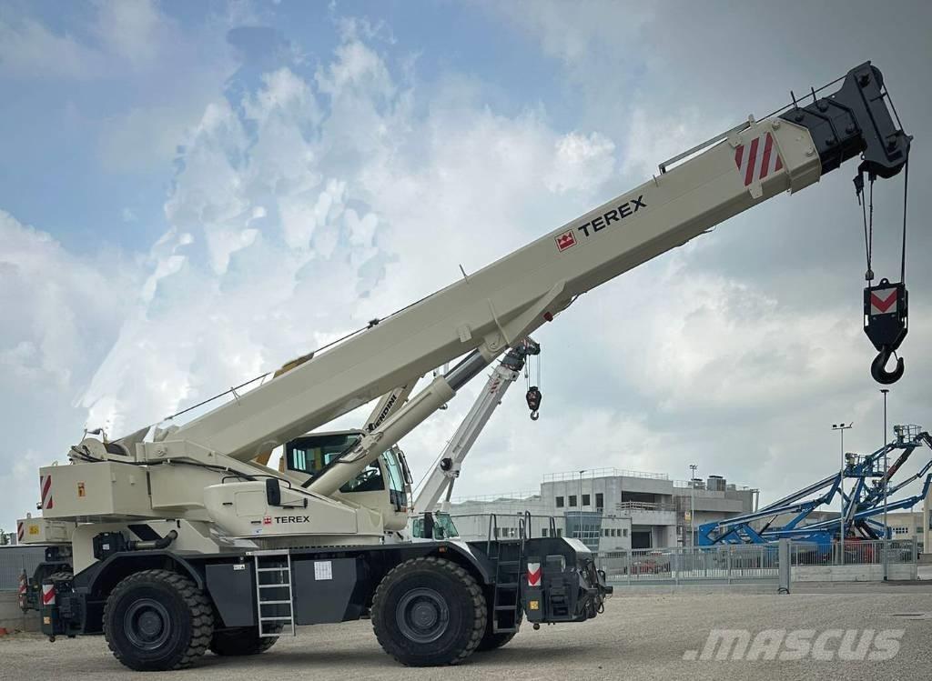Terex Quadstar 1075 Macara teren accidentat