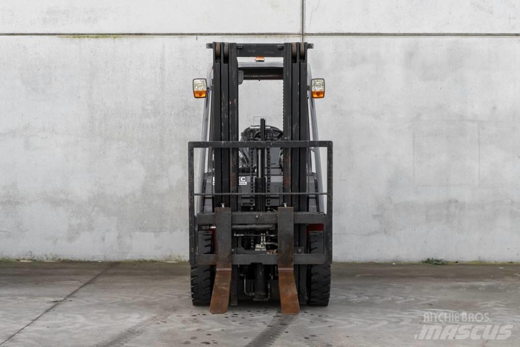 Manitou MI 25 D Stivuitor diesel