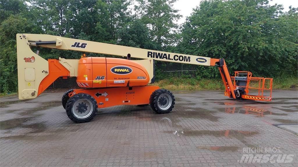 JLG 800AJ Nacele cu brat articulat