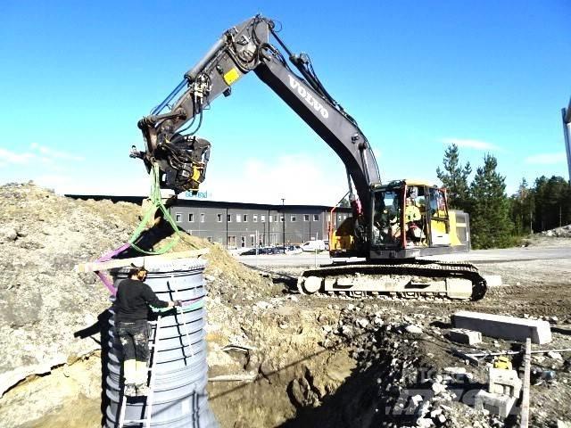 Volvo EC220EL Excavatoare pe șenile
