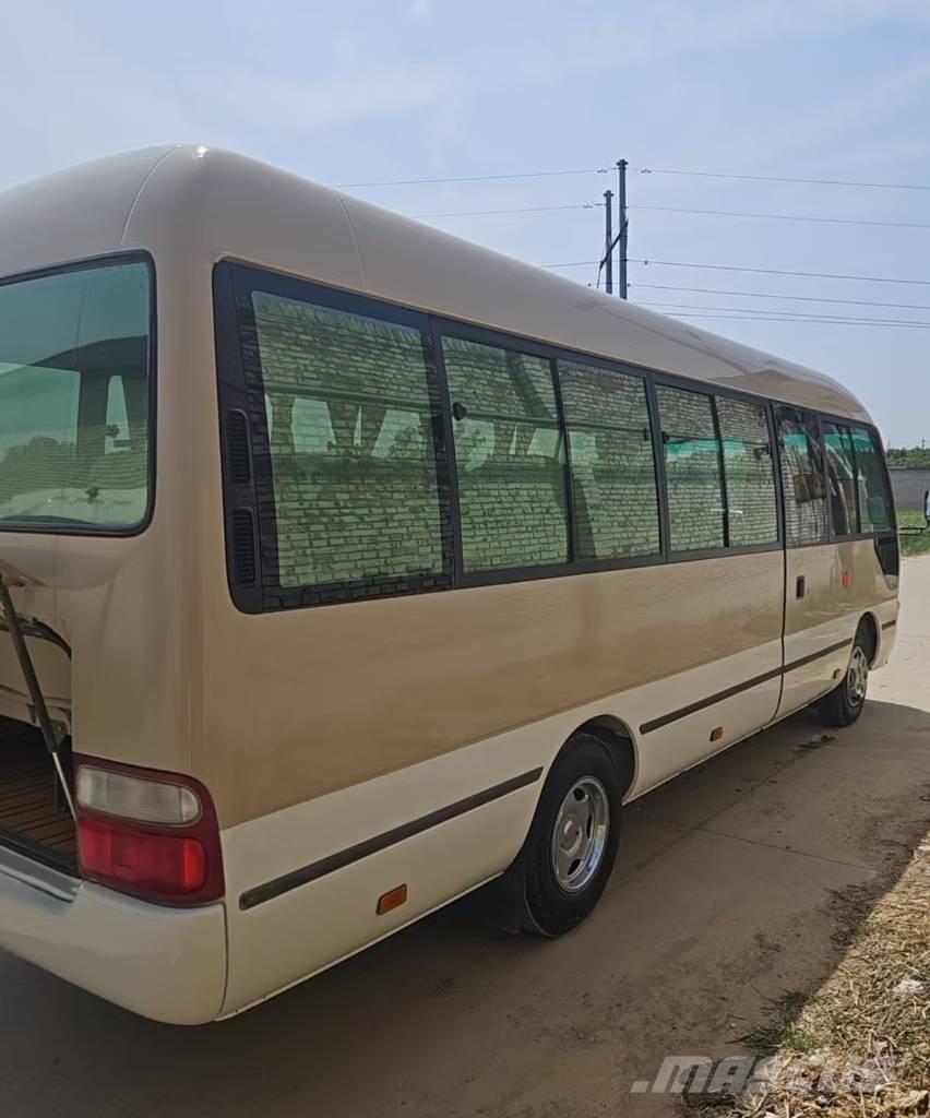 Toyota Coaster Bus Mini autobuze