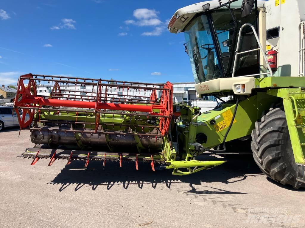 CLAAS Lexion 420 Combine de secerat