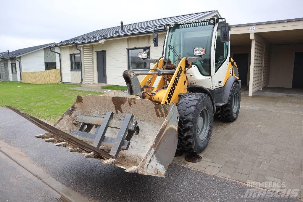 Liebherr 506 Incarcator pe pneuri