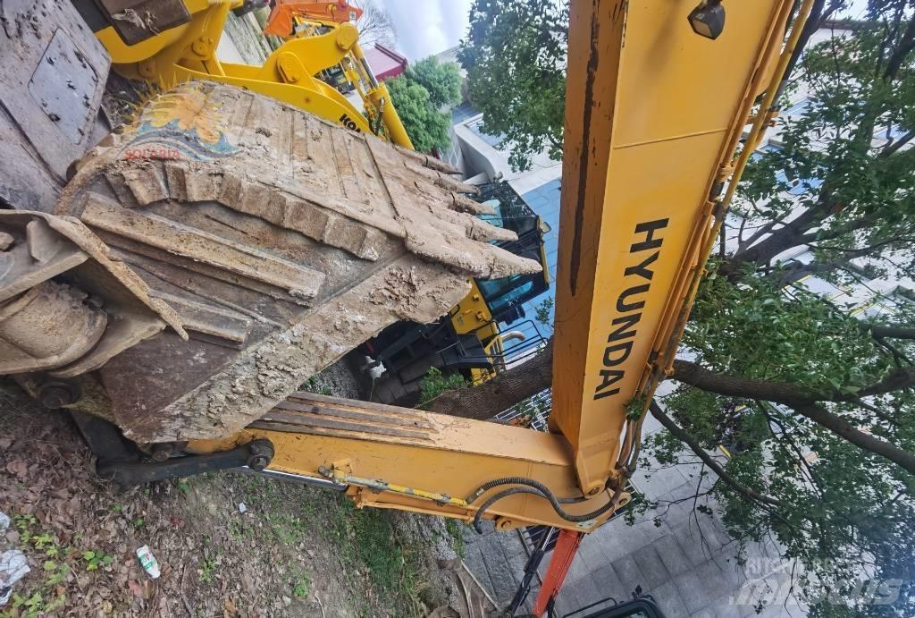 Hyundai R210W-9 Excavatoare cu roti