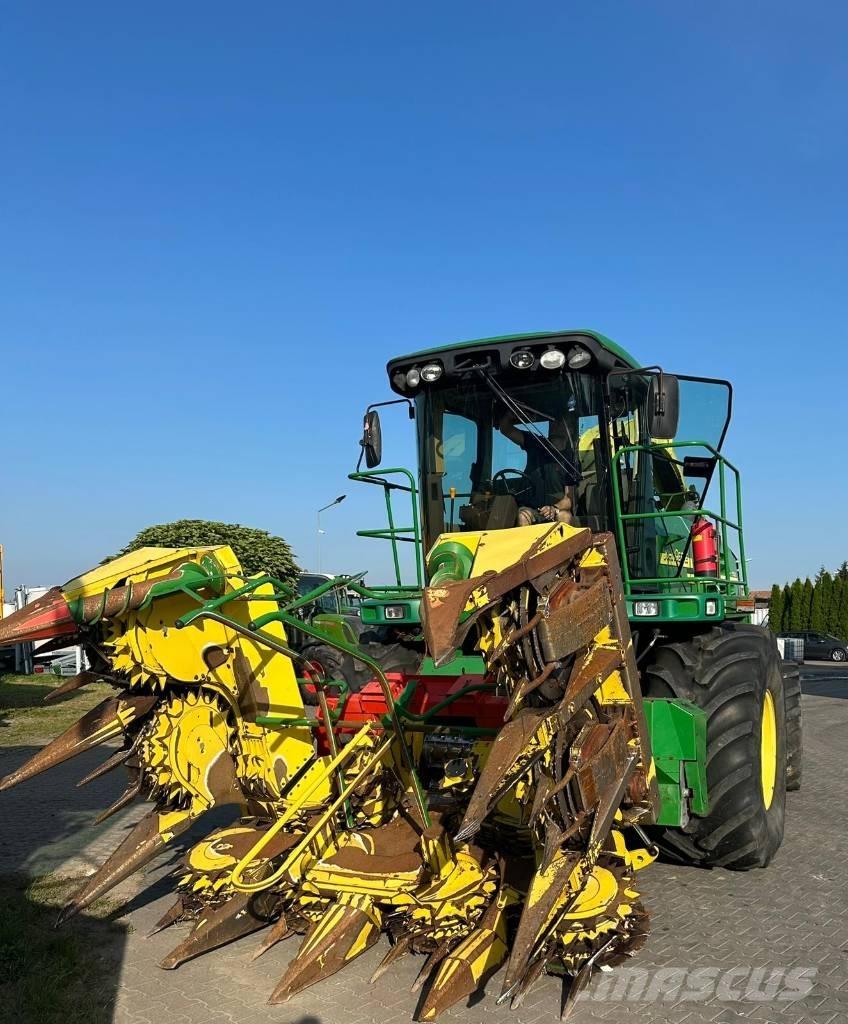 John Deere 7300 Forajere cu autopropulsare