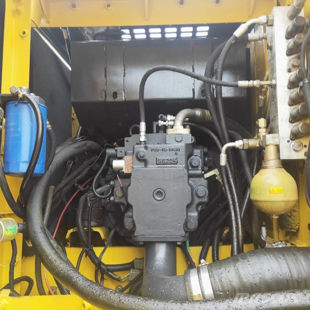 Komatsu PW160W-7 Excavatoare cu roti