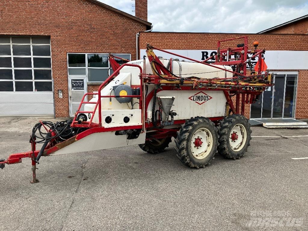 Lindus 4000 24 meter Tractoare agricole sprayers