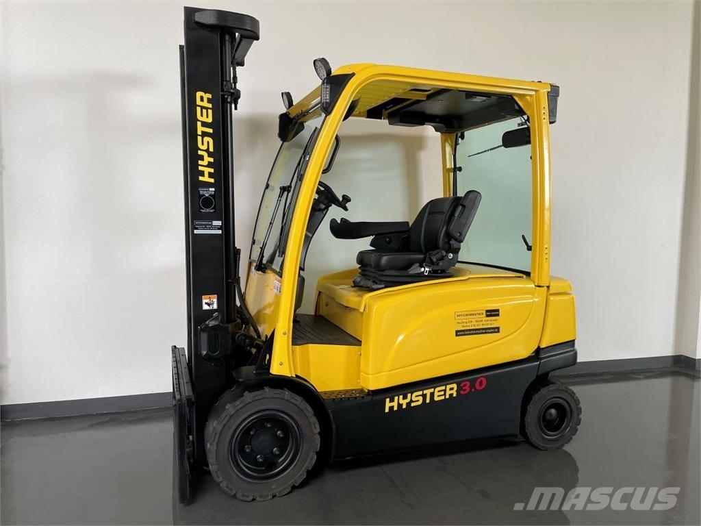 Hyster J3.0XN Stivuitor electric