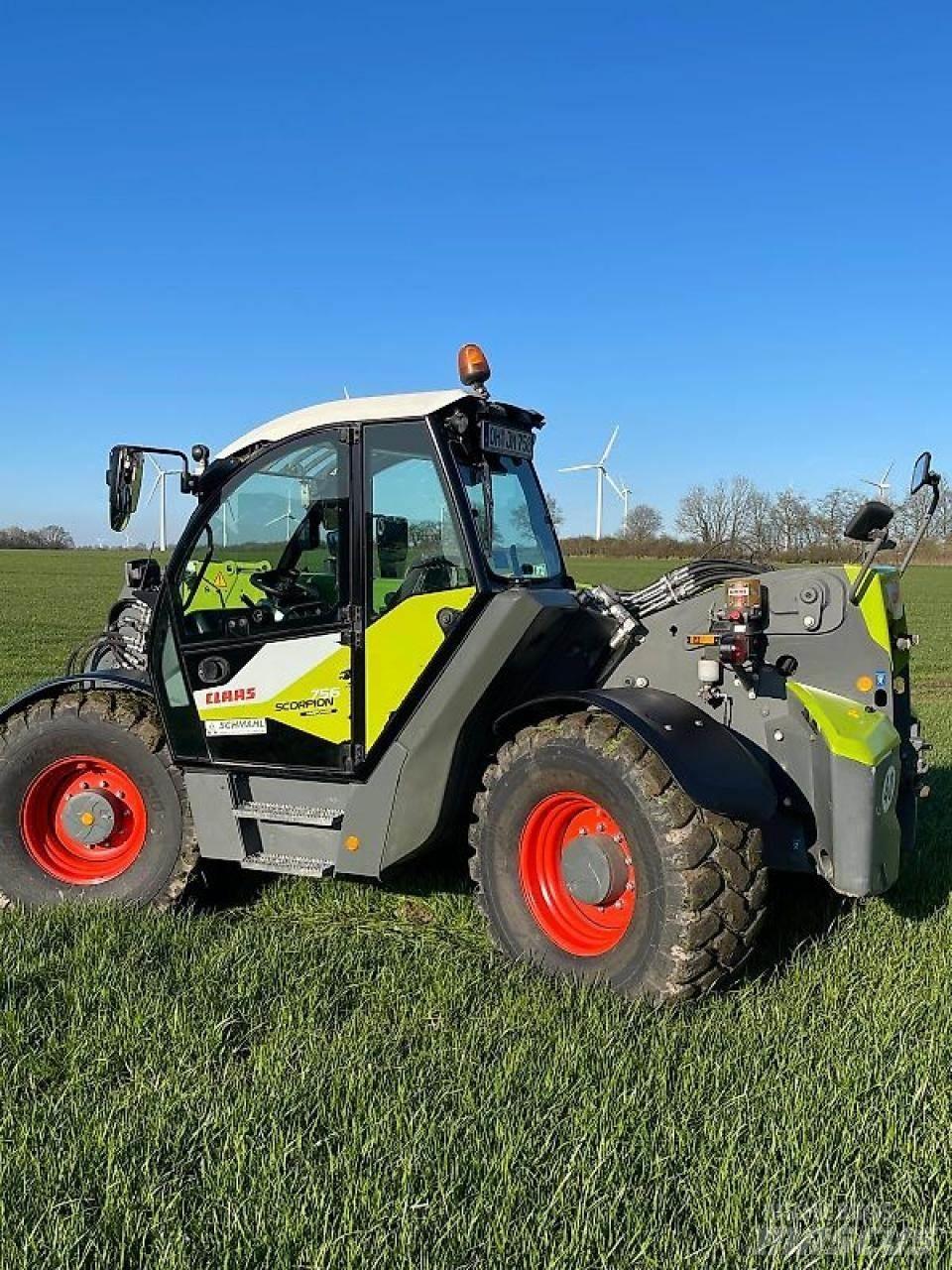 CLAAS SCORPION 756 Nacele cu brat telescopic