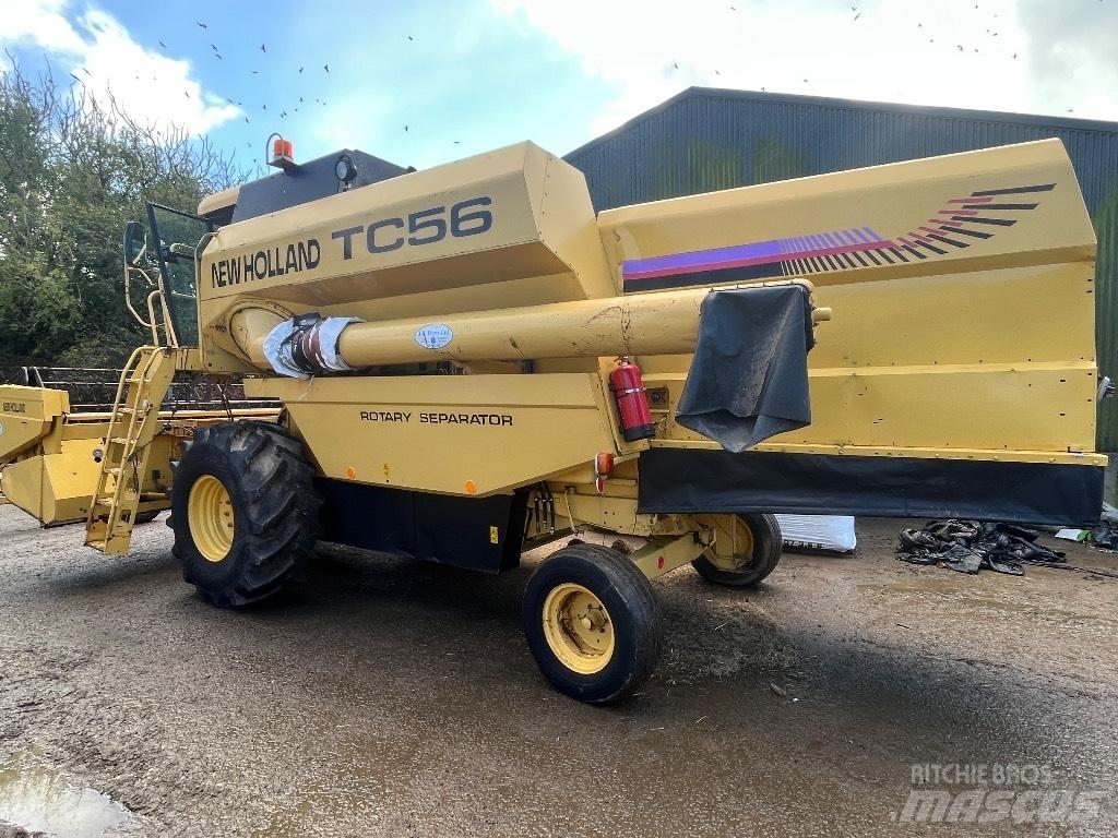 New Holland Tc56h Combine de secerat