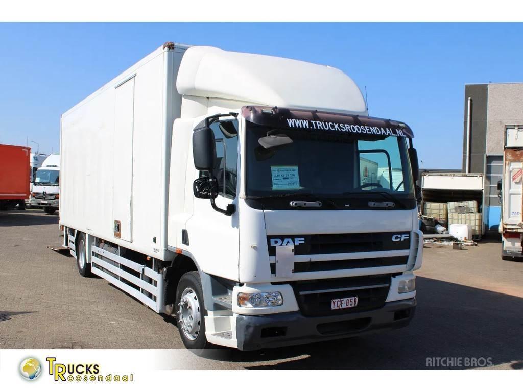 DAF CF 75.250 + LIFT Autocamioane