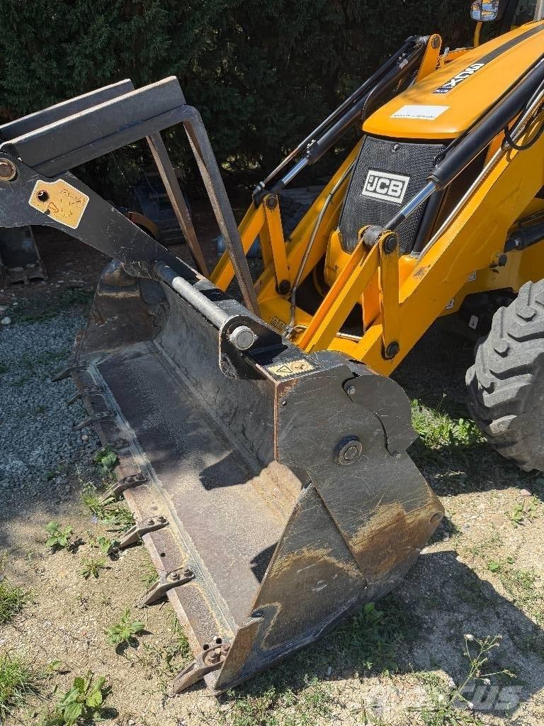 JCB 3 CX Buldoexcavatoare