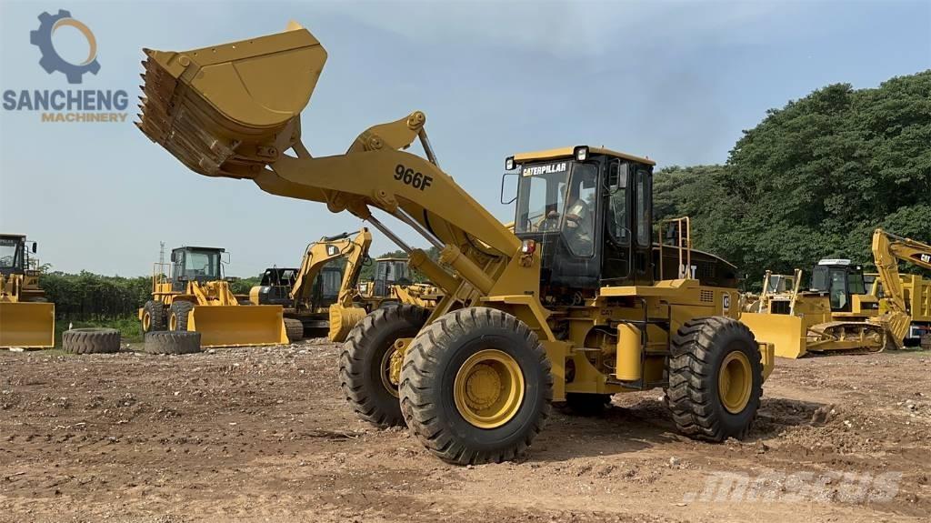 CAT 966 F Incarcator pe pneuri
