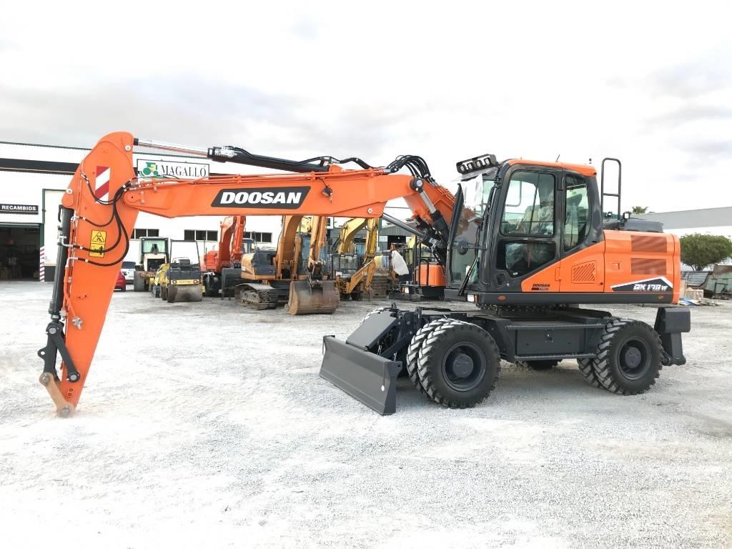 Develon DX 170 W-7 Excavatoare cu roti