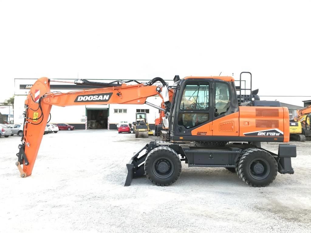 Develon DX 170 W-7 Excavatoare cu roti