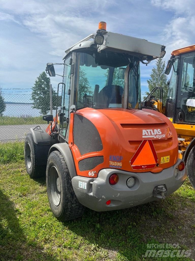 Atlas Weycor AR 65 e Incarcator pe pneuri