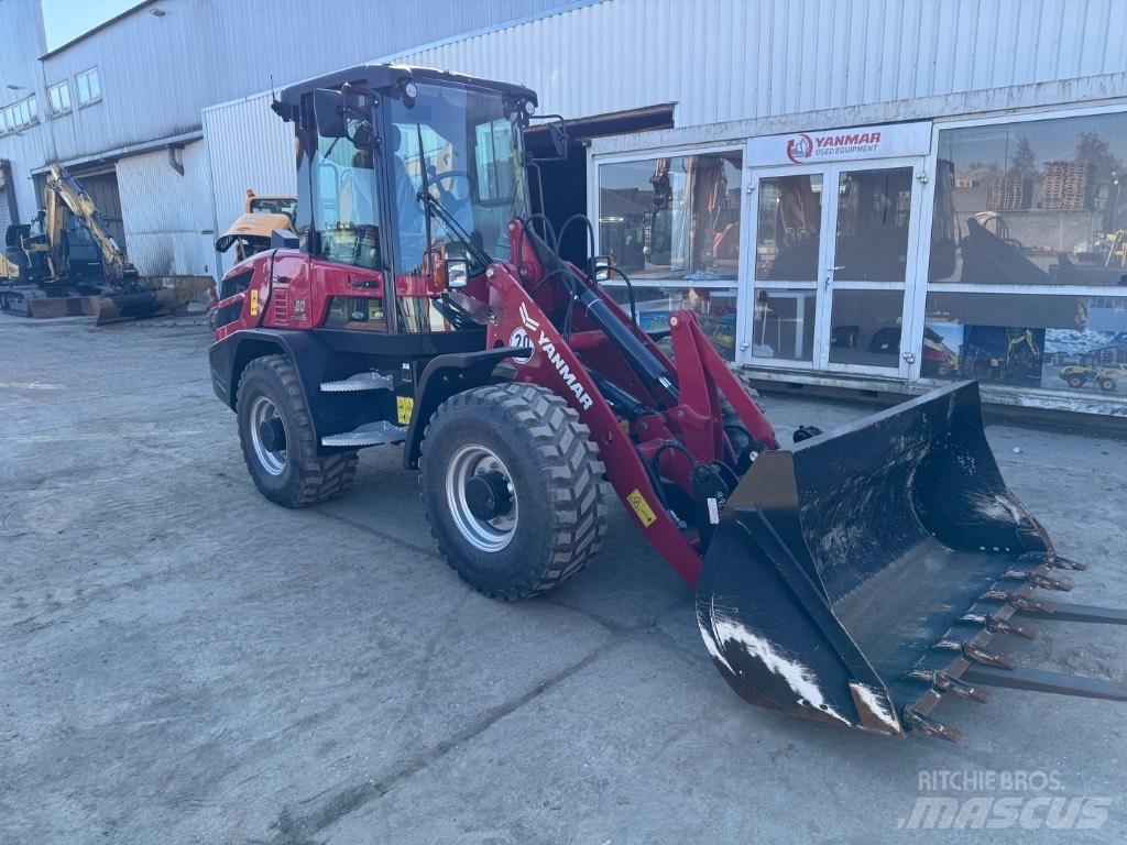 Yanmar V80 (02189) Incarcator pe pneuri