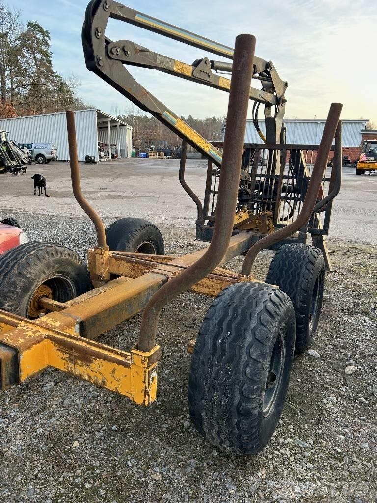 Mowi 2046 Remorci forestiere