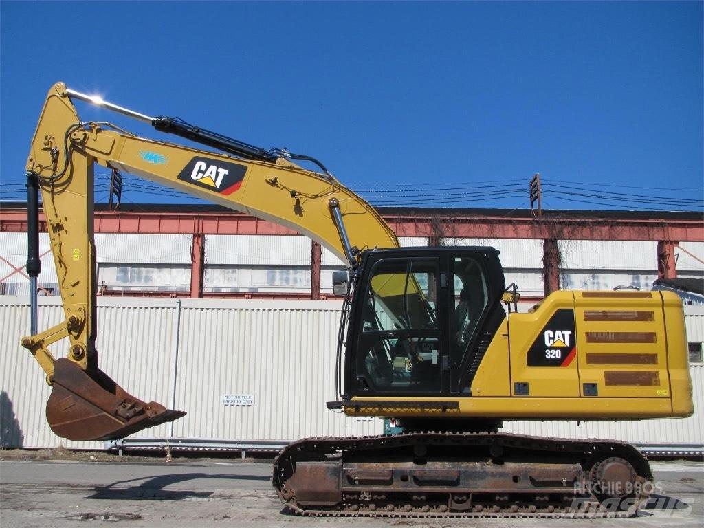 CAT 320 Excavatoare pe șenile
