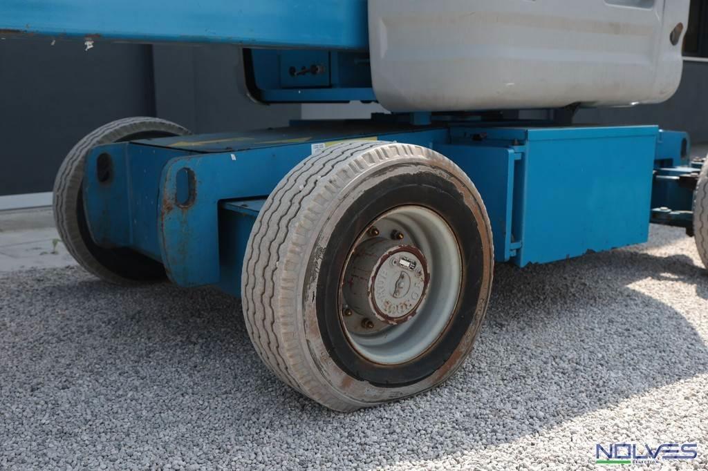 Genie Z45/25JDC Nacele cu brat articulat