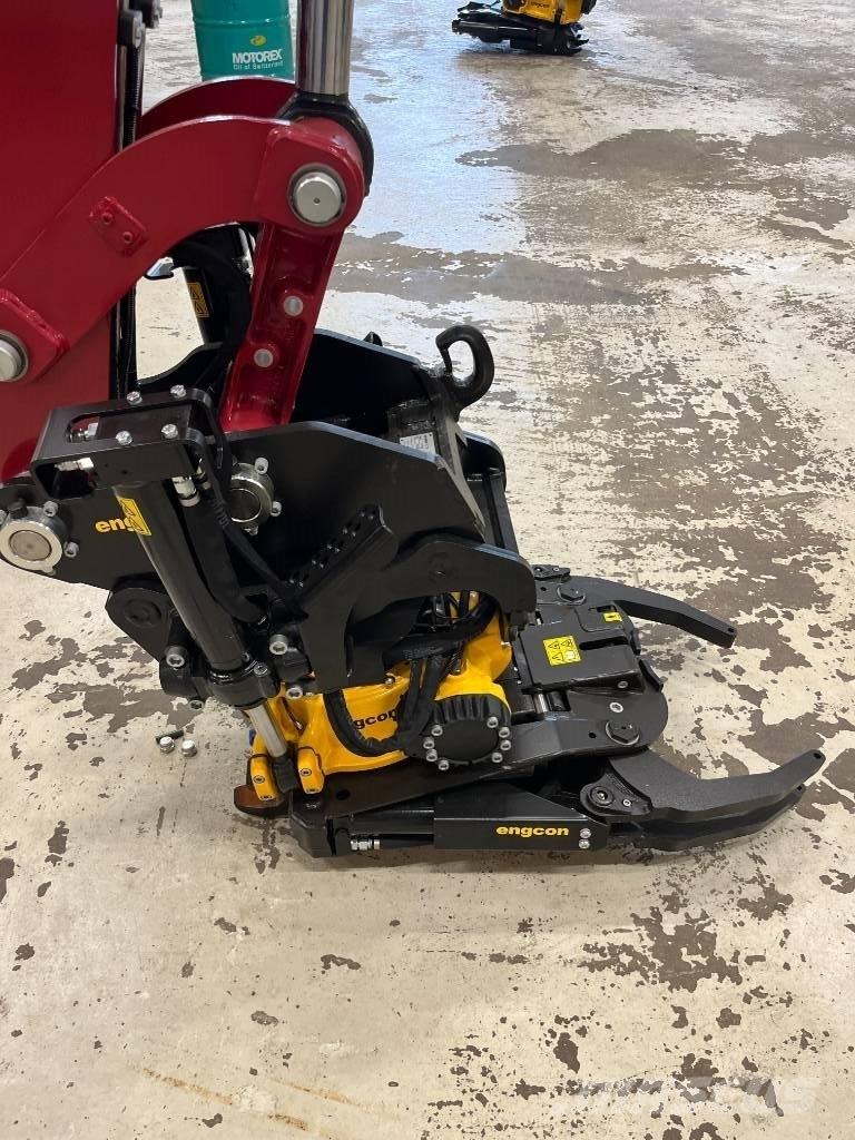 Yanmar B 95 W Excavatoare cu roti