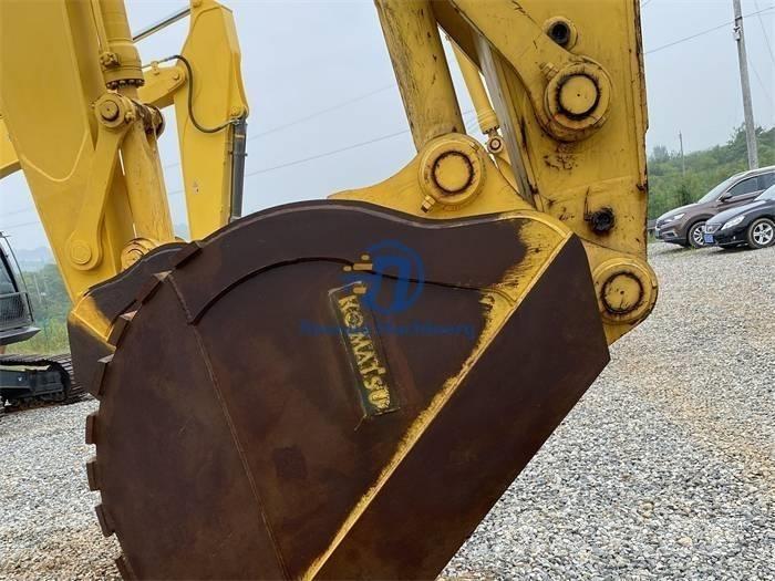 Komatsu PC450-8 Excavatoare pe șenile
