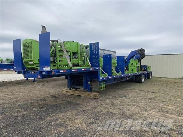  CRANEWORKS INC Semi-remorca agabaritica