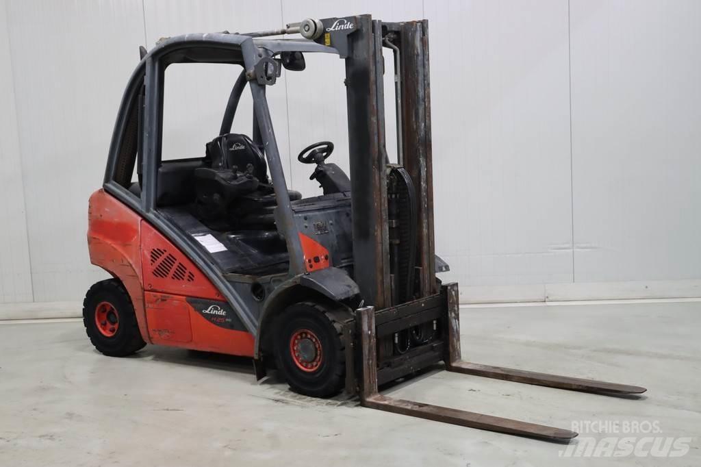 Linde H25D-02 Stivuitor diesel