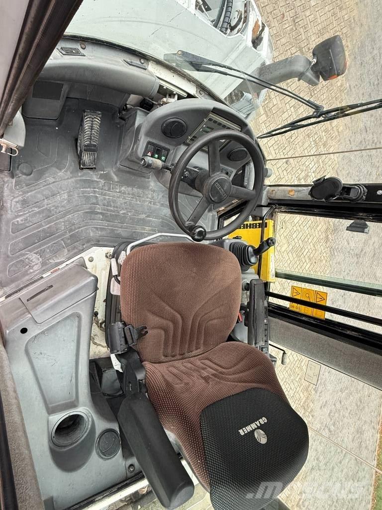 Liebherr L 538 Incarcator pe pneuri