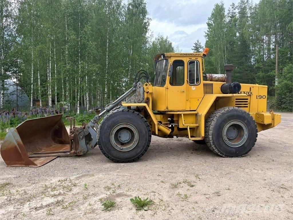 Volvo BM L90 5.5. Incarcator pe pneuri