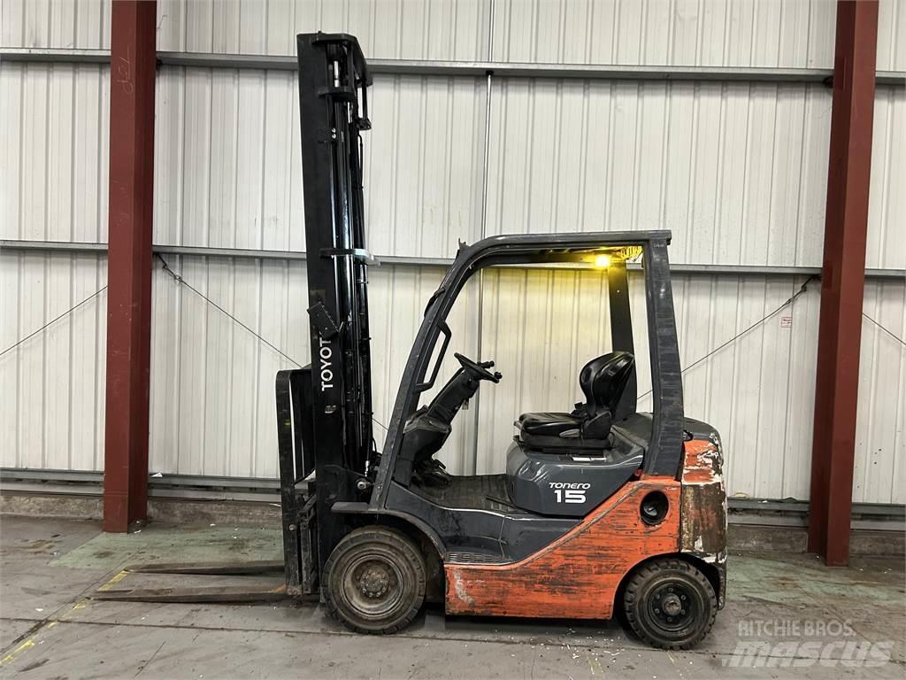 Toyota 02-8FDF15 Stivuitor diesel
