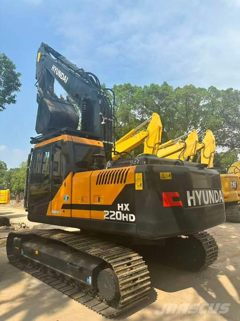 Hyundai HX220HD Excavatoare pe șenile
