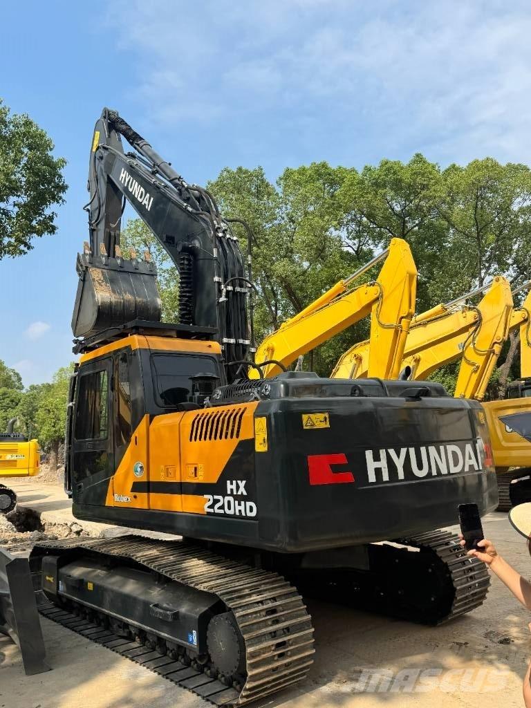 Hyundai HX220HD Excavatoare pe șenile

