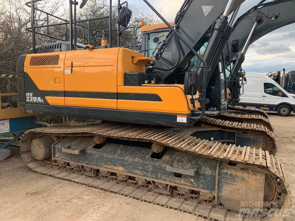 Hyundai HX220A L Excavatoare pe șenile
