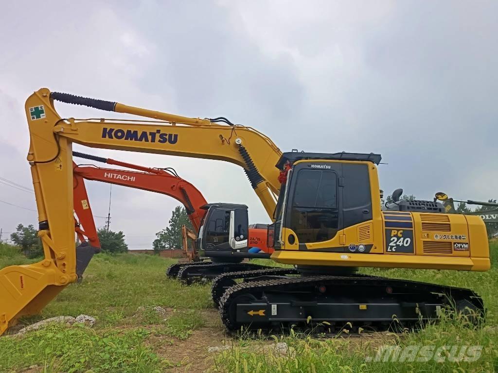 Komatsu PC 240 Excavatoare pe șenile
