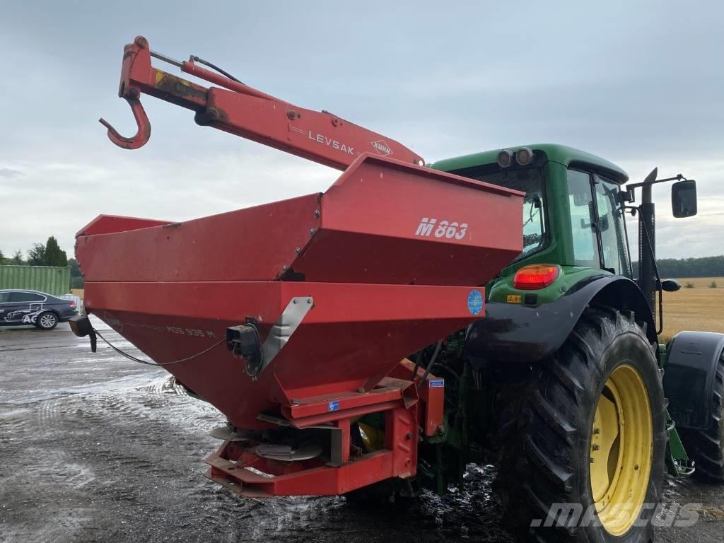 Kuhn M863 Împrastierea mineralelor