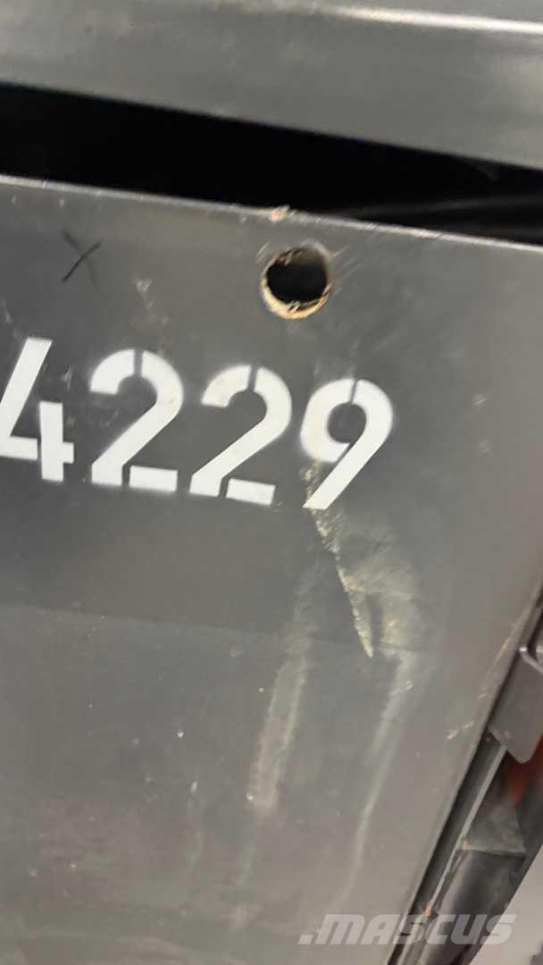 Linde E35HL Stivuitor electric