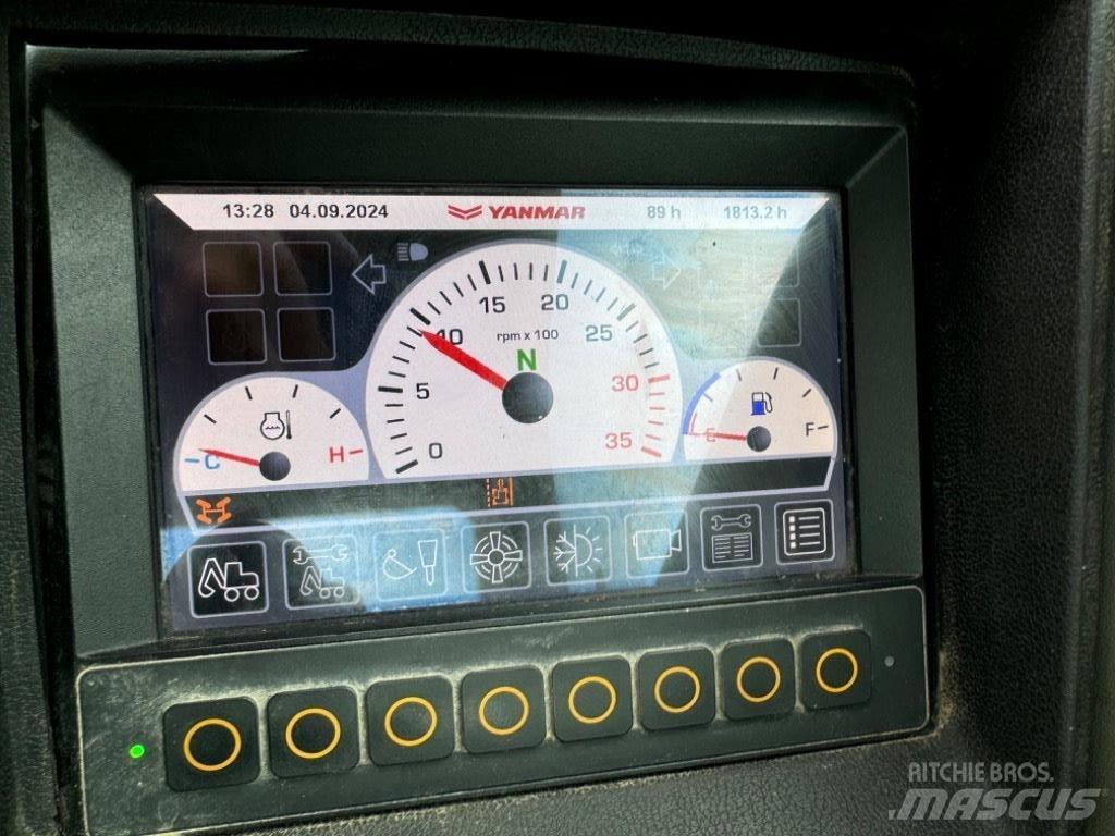 Yanmar B95W (40744) Excavatoare cu roti