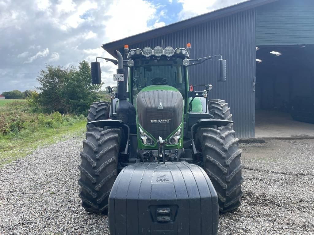 Fendt 828 Vario Tractoare