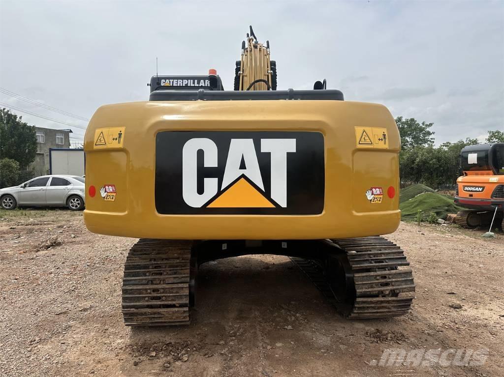 CAT 320D2L Excavatoare pe șenile
