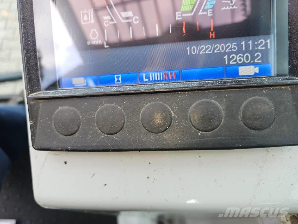 Takeuchi TCR50-2 Autobasculante cu senile