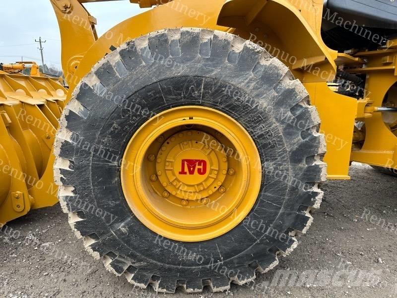 CAT 966H Incarcator pe pneuri
