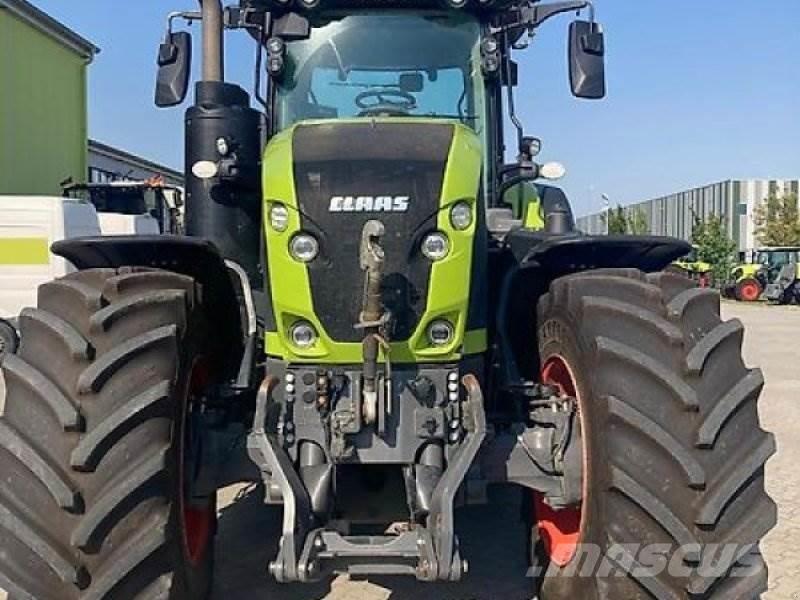 CLAAS Axion 930 Tractoare