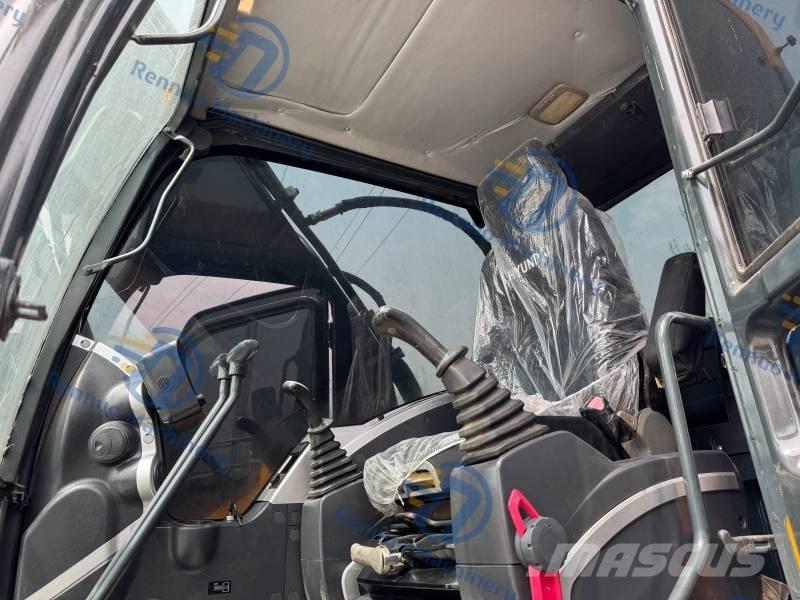 Hyundai 225 LC-9S Excavatoare pe șenile
