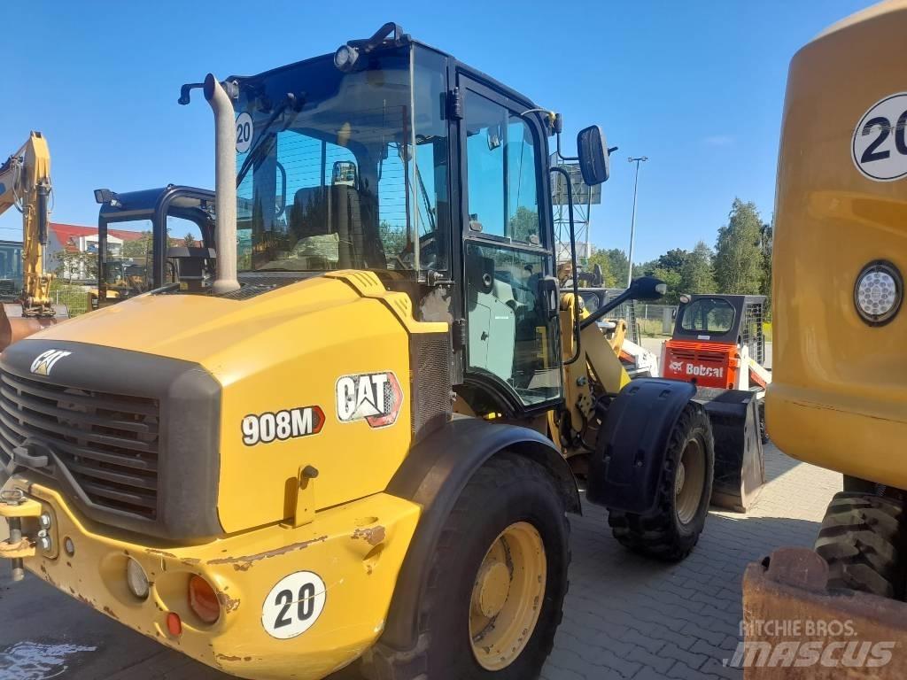 CAT 908M Incarcator pe pneuri