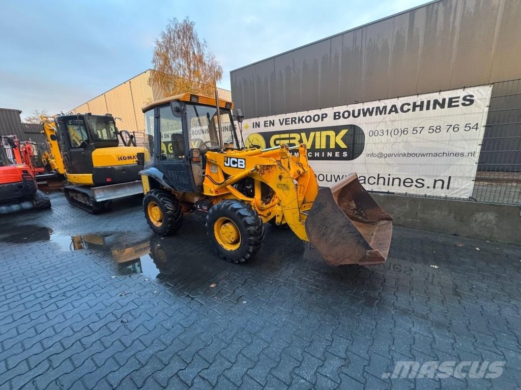 JCB 2 CX Airmaster Incarcator pe pneuri