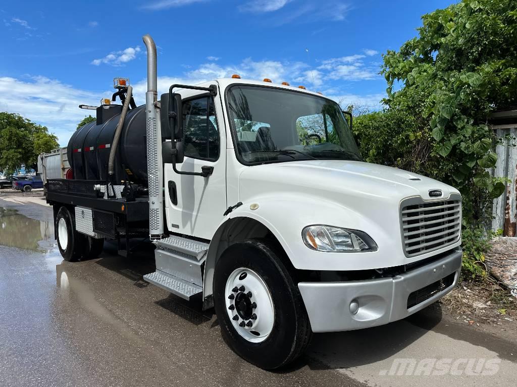 Freightliner M2 Camion vidanje